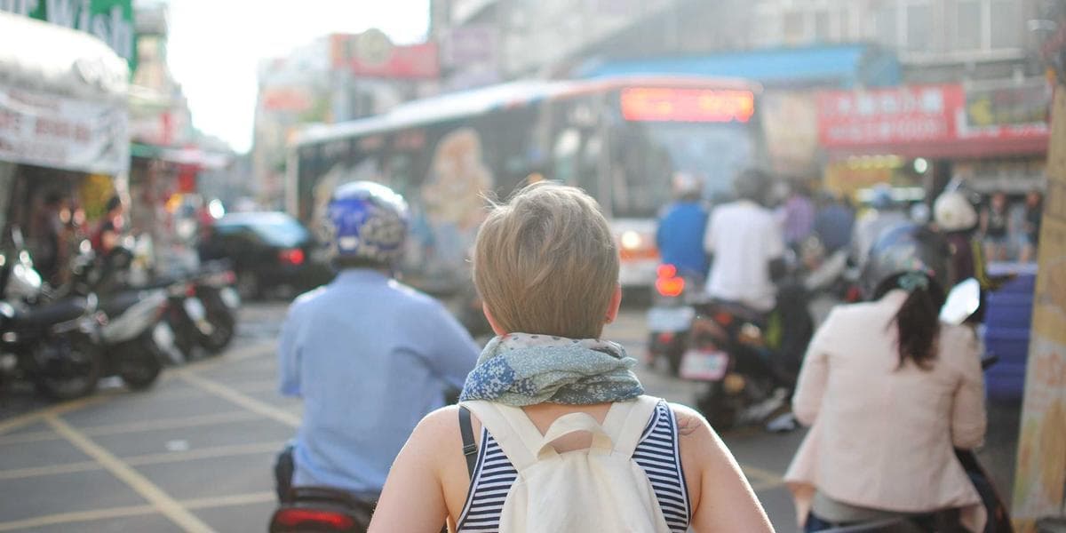 Comprendre les frais bancaires en Algérie pour éviter les mauvaises surprises